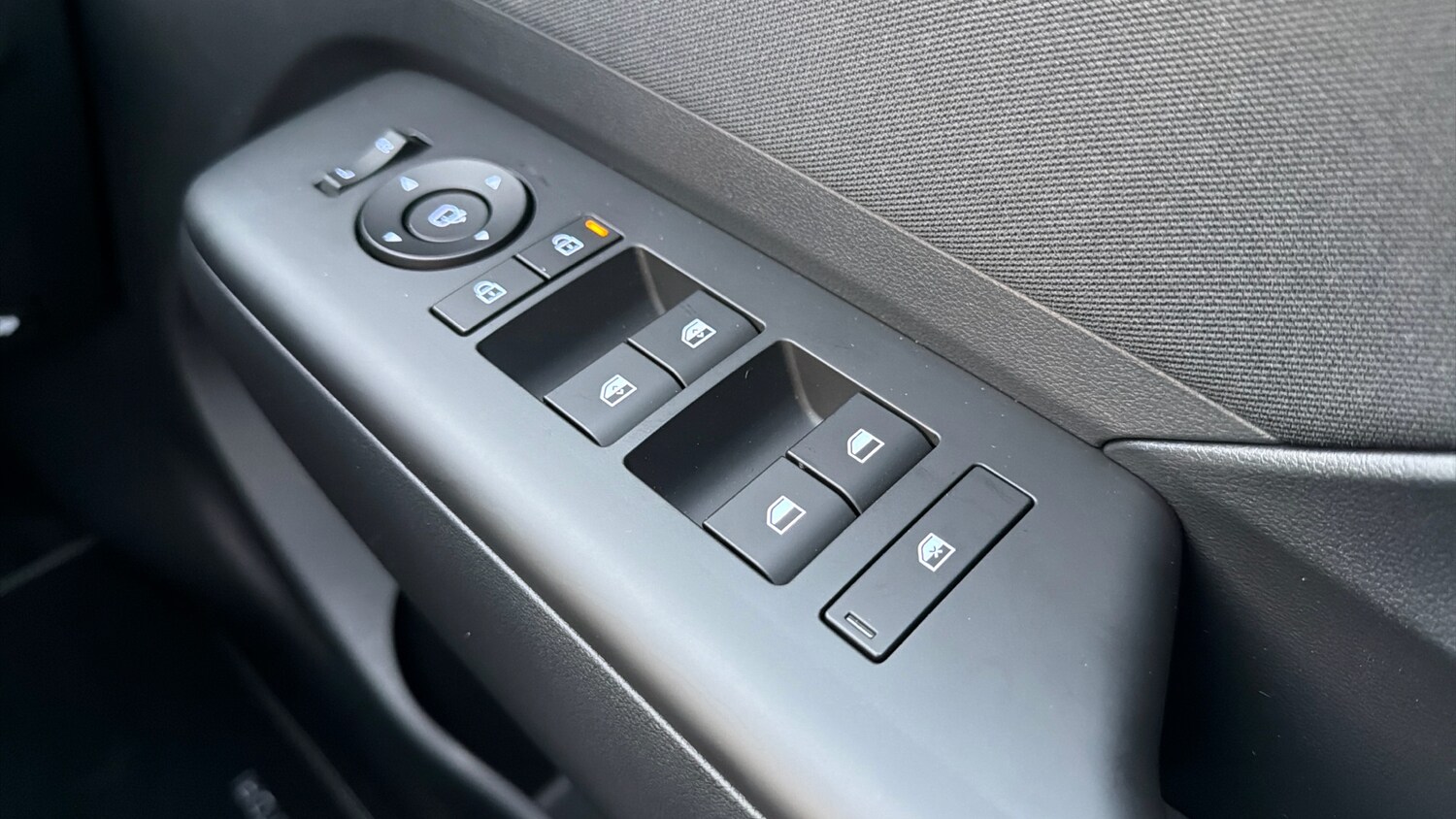 Used Hyundai KONA 2025 for sale - 76497172: Photo 21