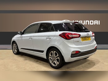 Used Hyundai i20 2018 for sale - 77417324: Photo