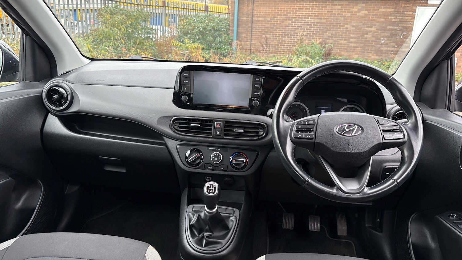 Used Hyundai i10 2022 for sale - 76490424: Photo 10
