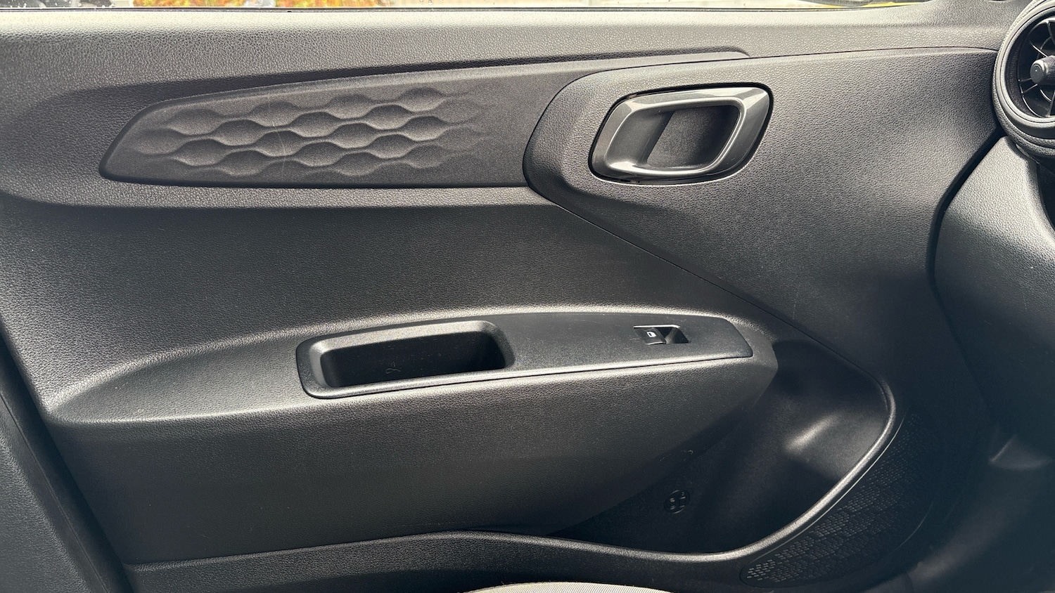 Used Hyundai i10 2022 for sale - 76490424: Photo 30