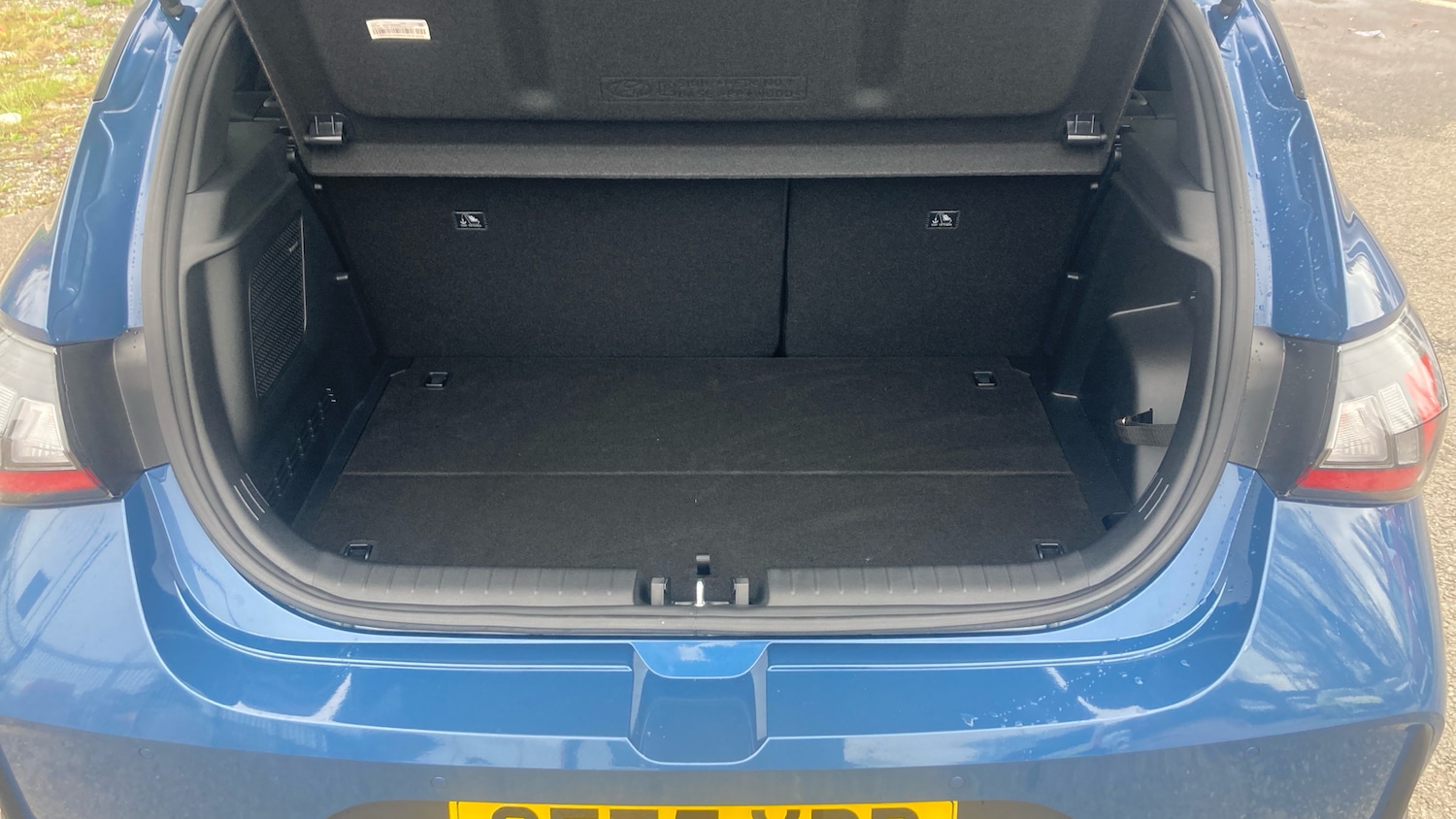 Used Hyundai i20 2025 for sale - 76497191: Photo 4