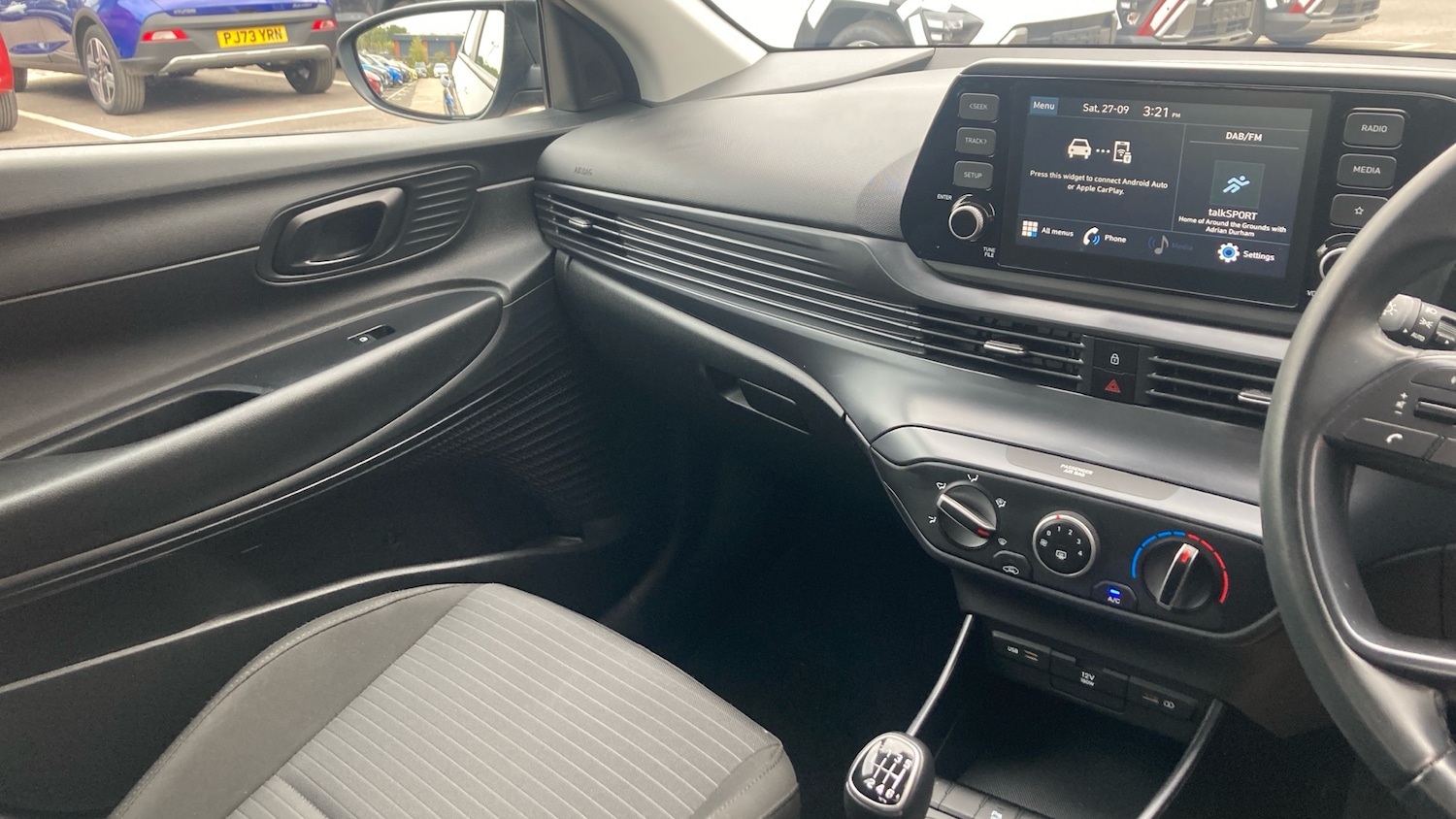 Used Hyundai i20 2023 for sale - 76129309: Photo 14