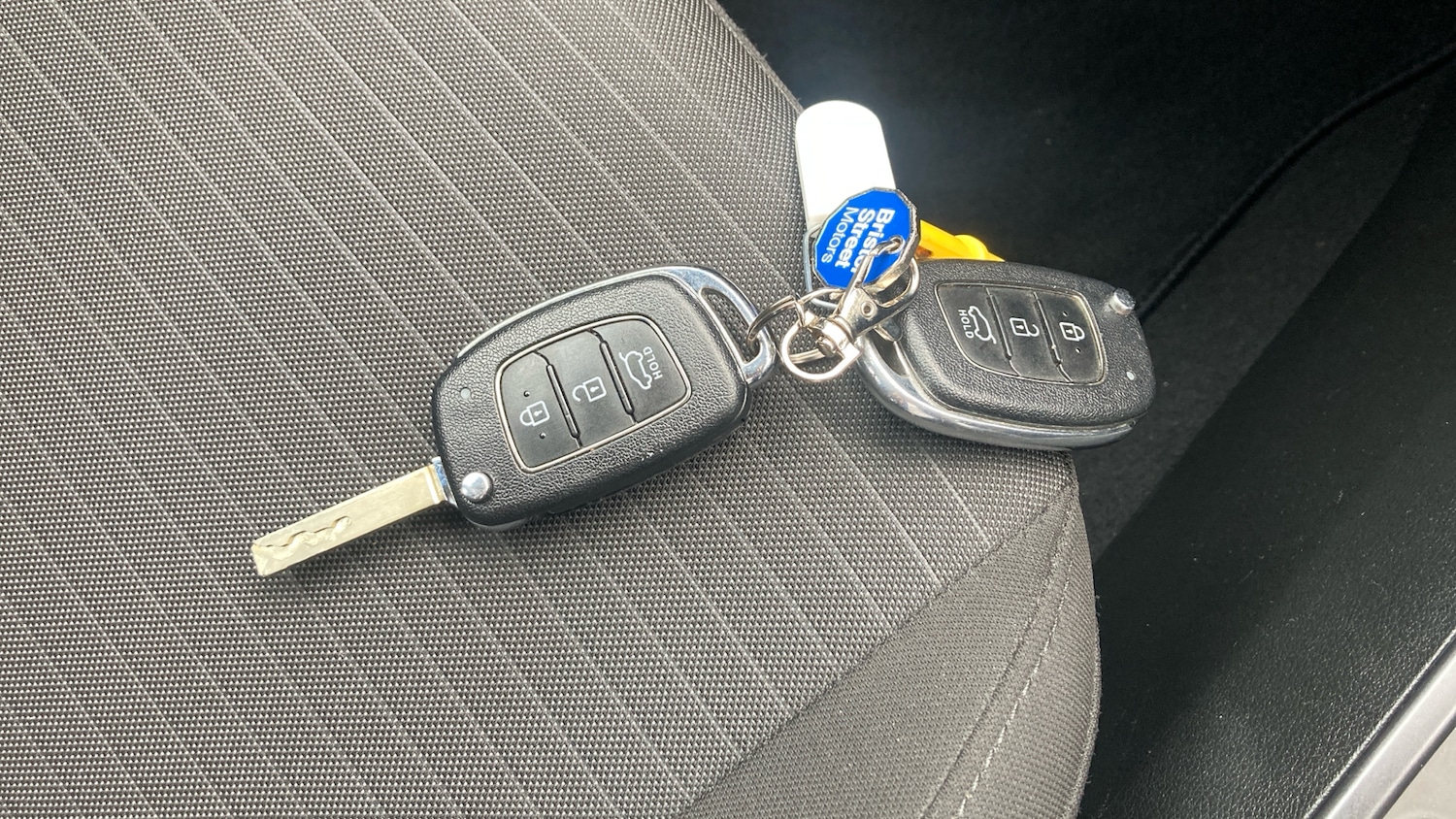 Used Hyundai i20 2023 for sale - 76129309: Photo 20