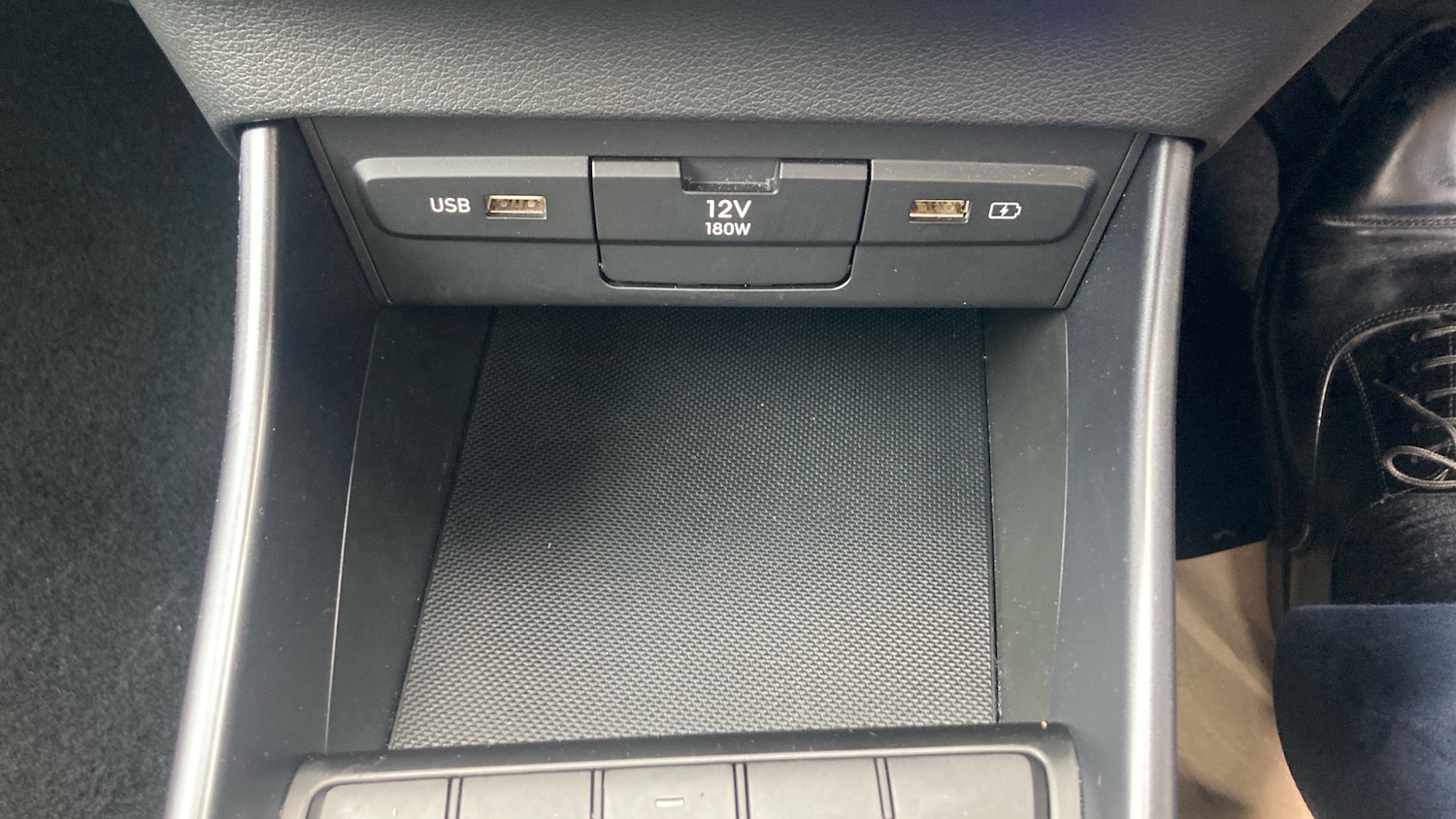 Used Hyundai i20 2023 for sale - 76129309: Photo 28