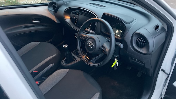 Used Toyota Aygo X 2023 for sale - 76284455: Photo 11