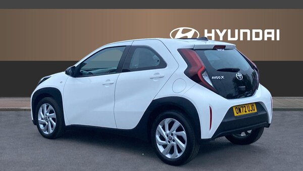 Used Toyota Aygo X 2023 for sale - 76284455: Photo 2