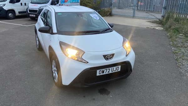 Used Toyota Aygo X 2023 for sale - 76284455: Photo 30
