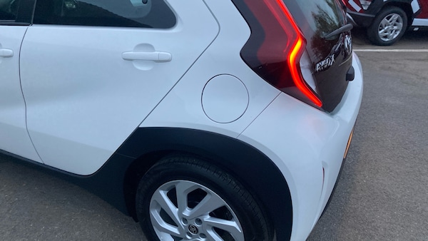 Used Toyota Aygo X 2023 for sale - 76284455: Photo 33