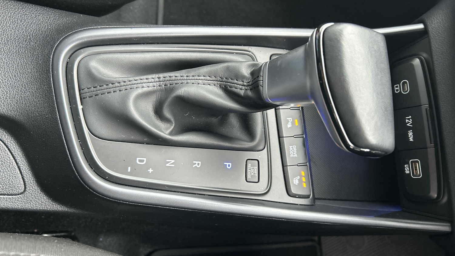 Used Hyundai i20 2024 for sale - 77708518: Photo 25