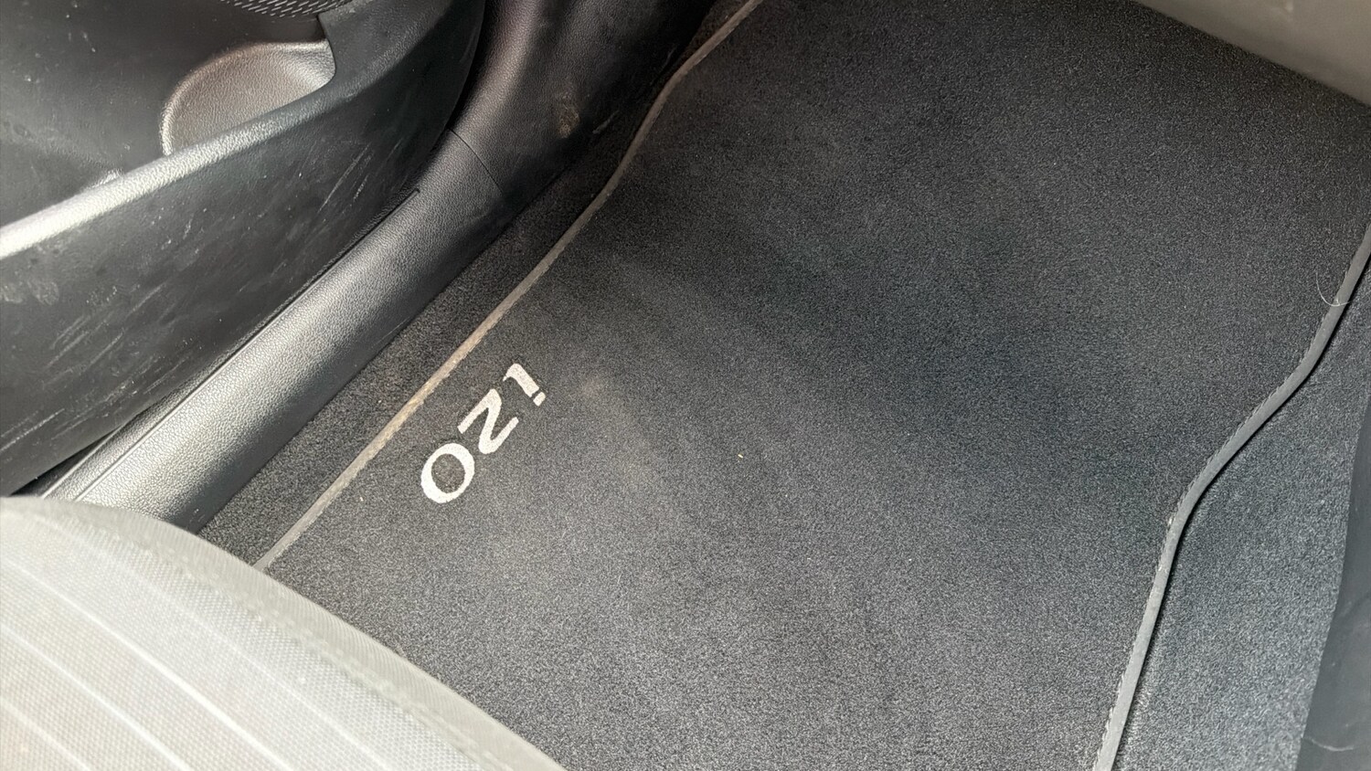 Used Hyundai i20 2022 for sale - 77906233: Photo 44