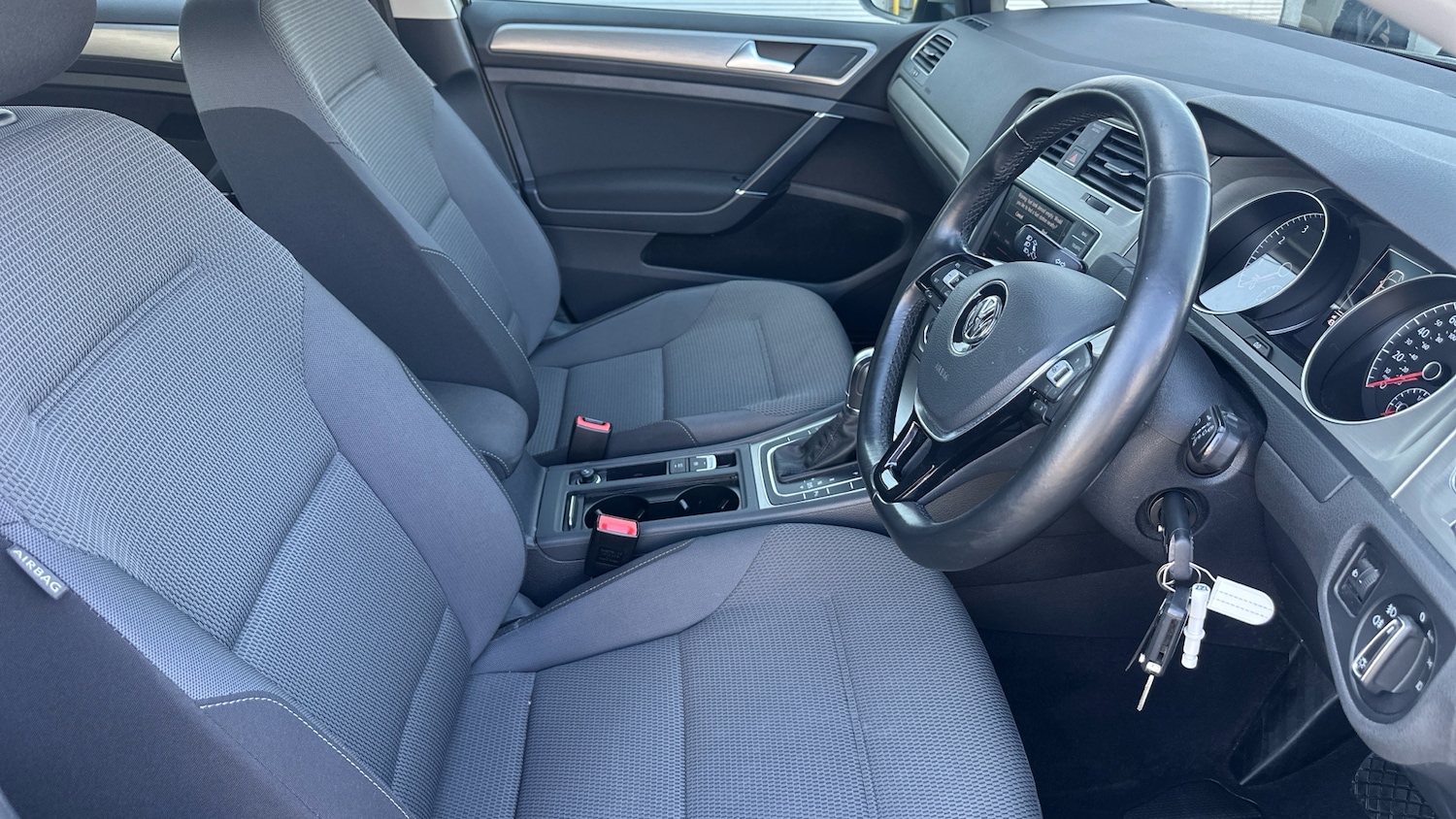 Used Volkswagen Golf 2016 for sale - 78197318: Photo 15