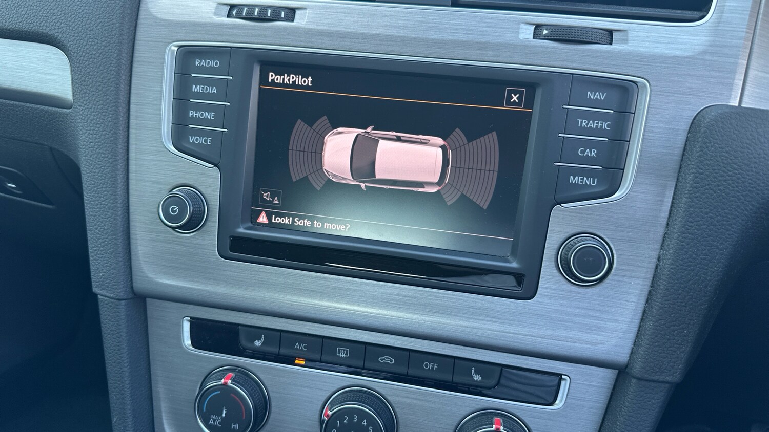 Used Volkswagen Golf 2016 for sale - 78197318: Photo 35