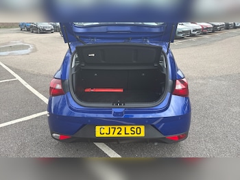 Used Hyundai i20 2023 for sale - 78789208: Photo