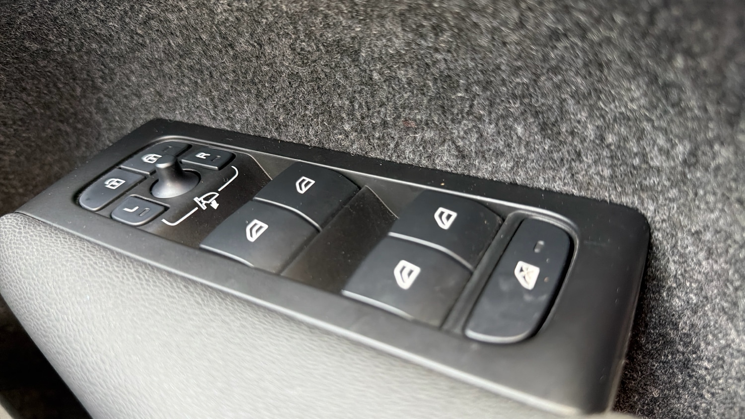 Used Volvo XC40 2021 for sale - 78084353: Photo 21