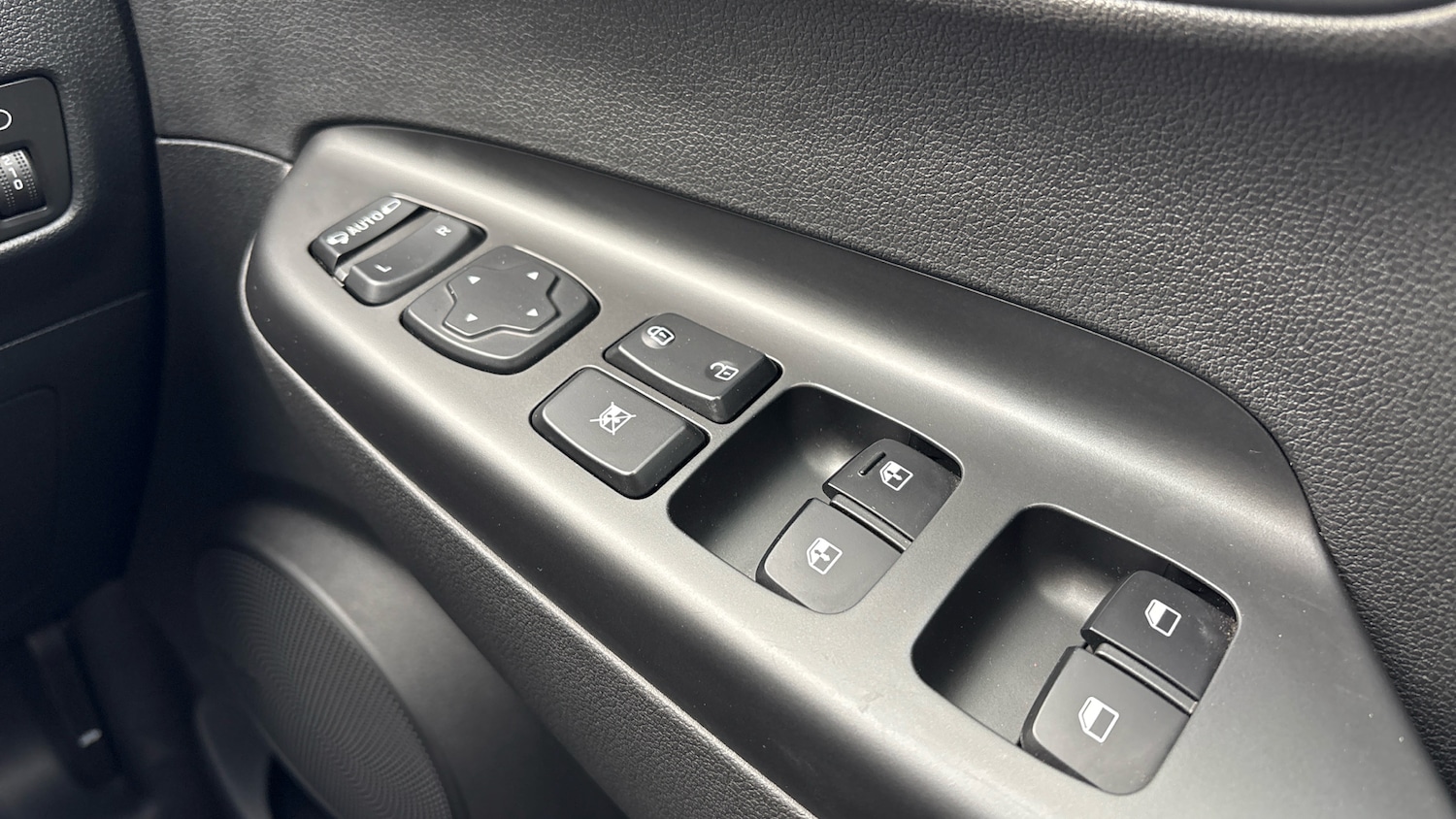 Used Hyundai KONA 2022 for sale - 77918466: Photo 44