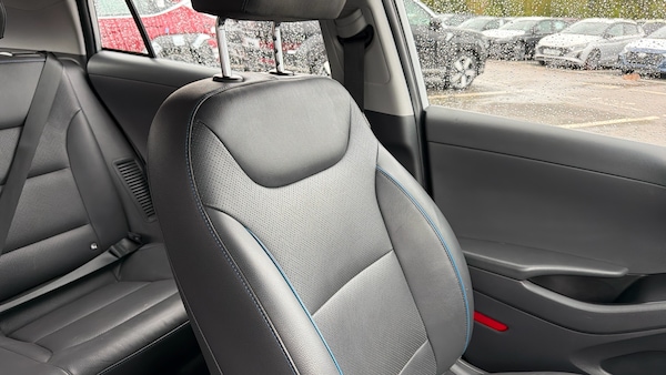 Used Hyundai IONIQ 2018 for sale - 76143092: Photo 35