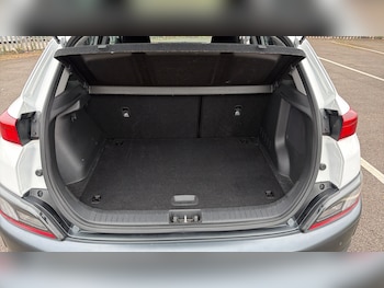 Used Hyundai KONA 2022 for sale - 78251656: Photo