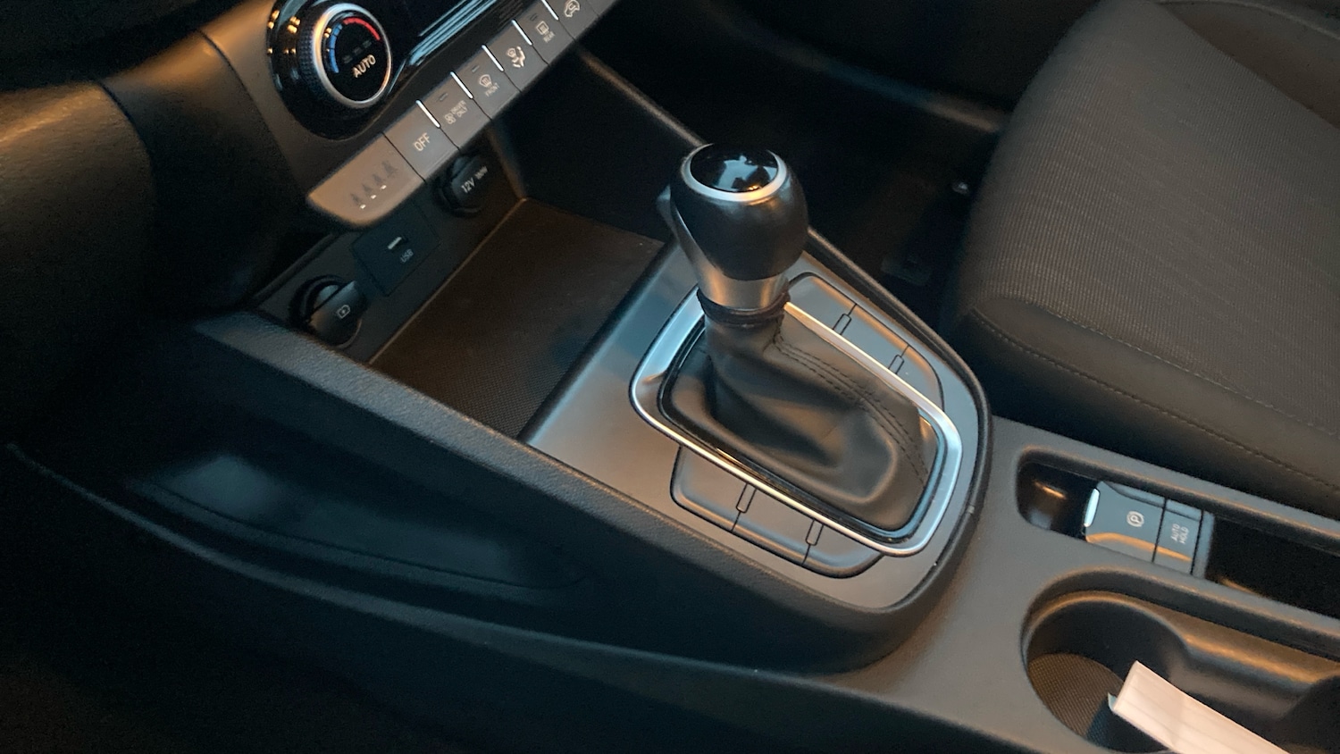 Used Hyundai KONA 2022 for sale - 76352392: Photo 13