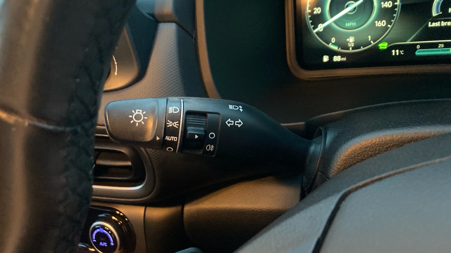 Used Hyundai KONA 2022 for sale - 76352392: Photo 23