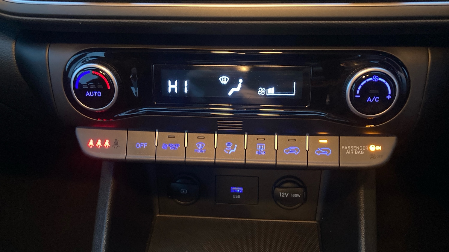 Used Hyundai KONA 2022 for sale - 76352392: Photo 29