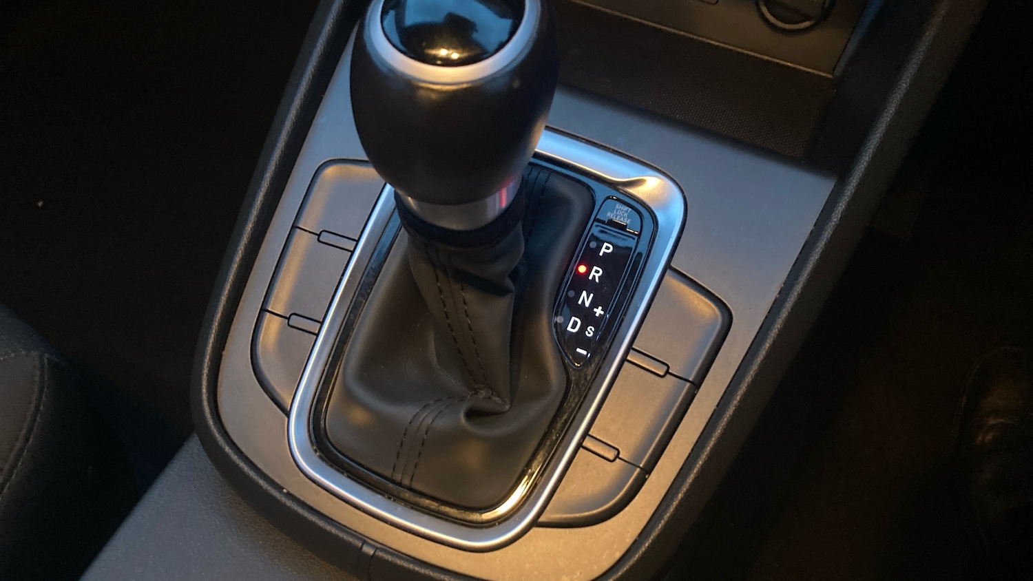 Used Hyundai KONA 2022 for sale - 76352392: Photo 30