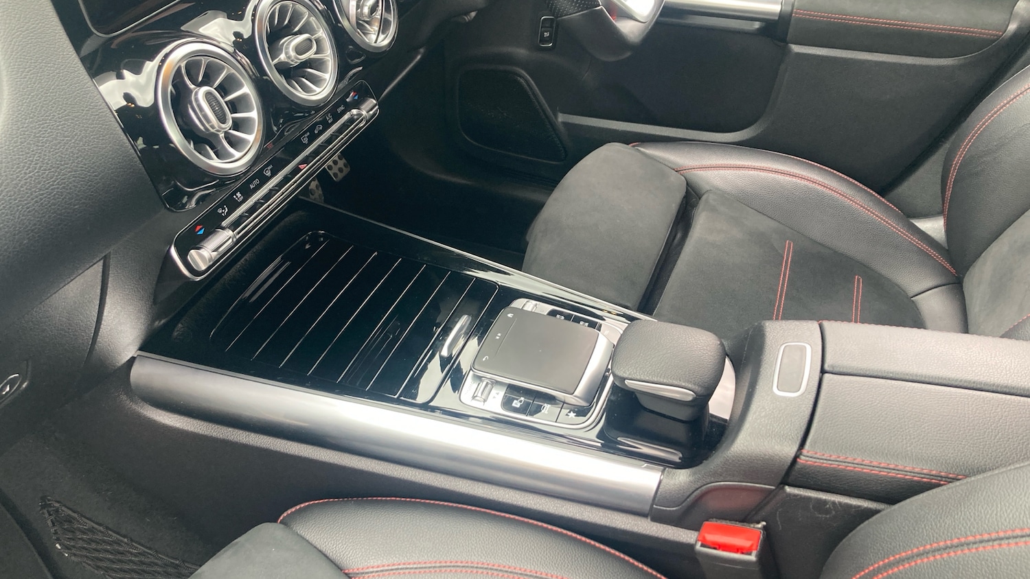 Used Mercedes-Benz B Class 2019 for sale - 76352387: Photo 13