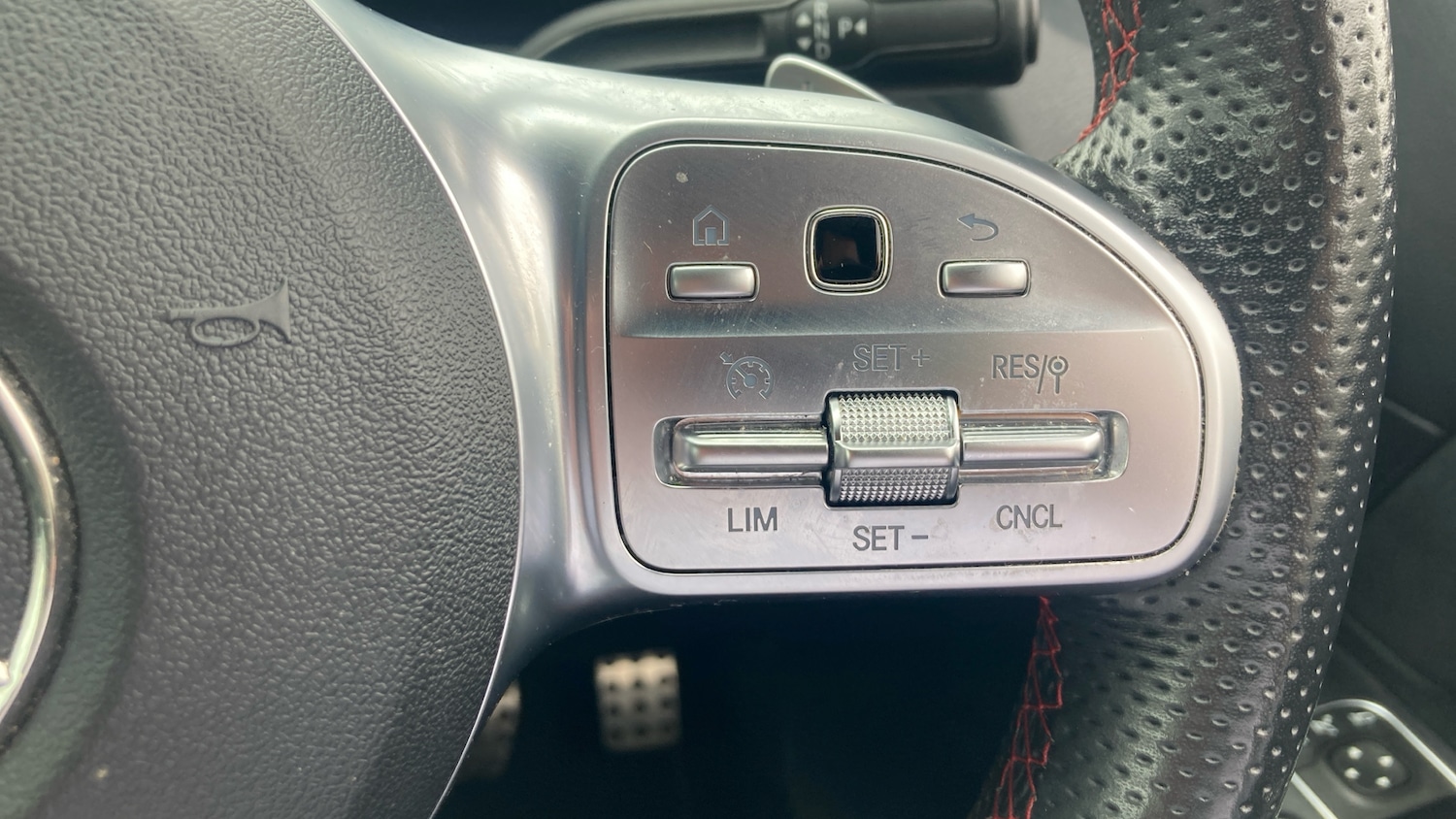 Used Mercedes-Benz B Class 2019 for sale - 76352387: Photo 35