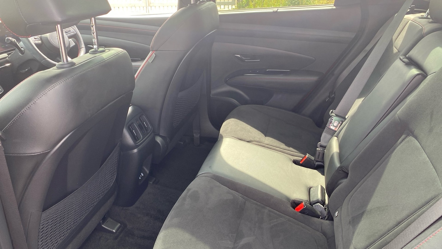 2024 Hyundai TUCSON 1.6T Plug-in Hybrid N Line S 5dr 4WD Auto Estate Estate Hybr - Picture 16 of 20