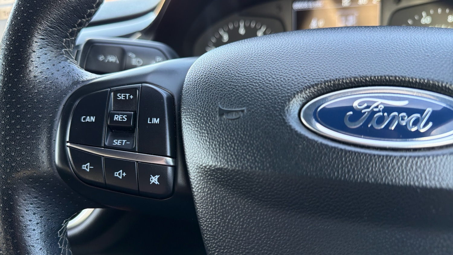 Used Ford Fiesta 2018 for sale - 76892839: Photo 26