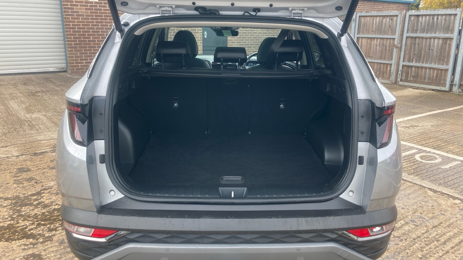 Used Hyundai TUCSON 2022 for sale - 76362863: Photo 4