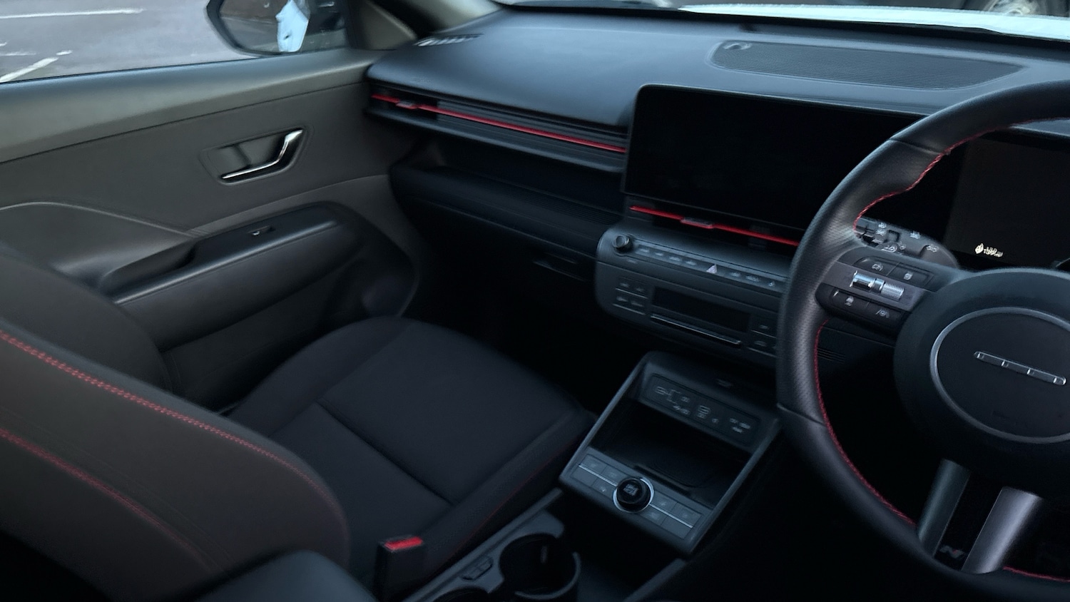 Used Hyundai KONA 2025 for sale - 77195677: Photo 14