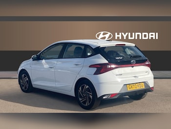 Used Hyundai i20 2023 for sale - 77988987: Photo