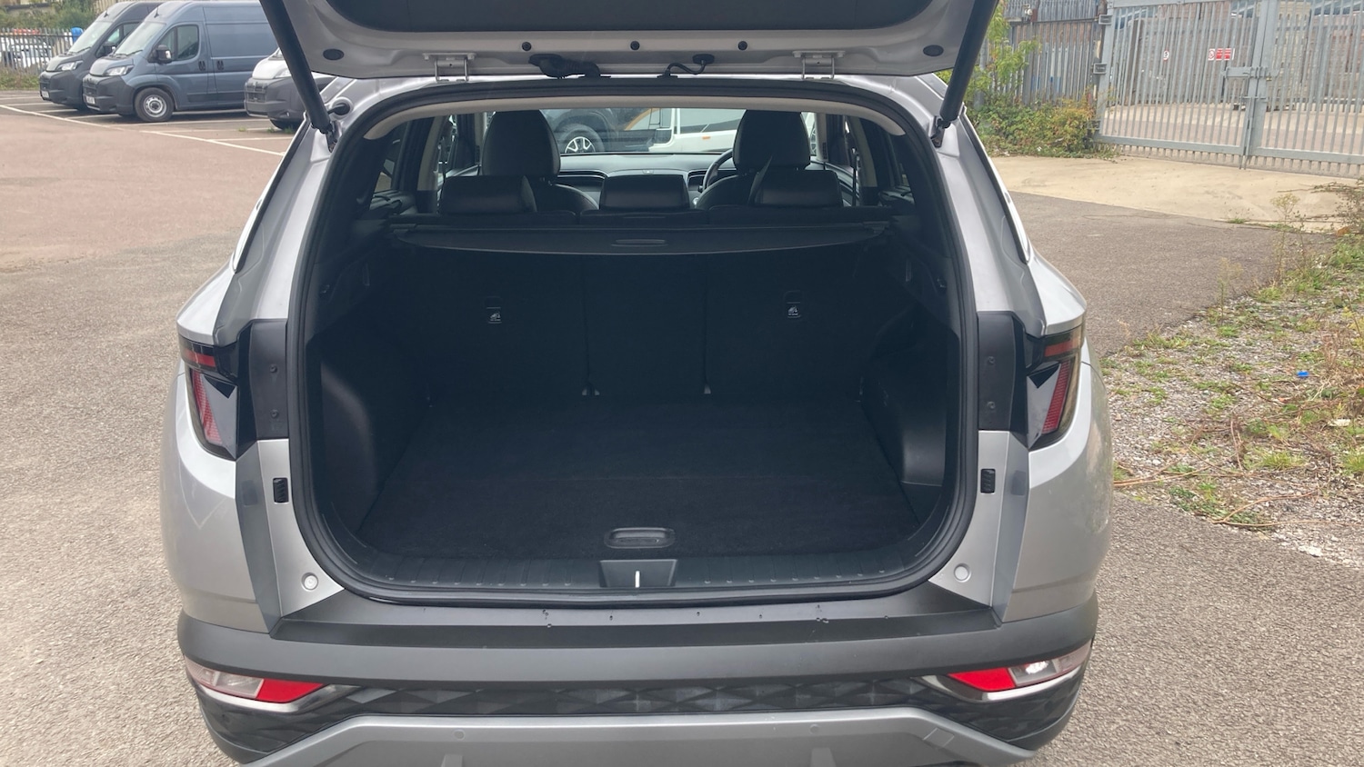 Used Hyundai TUCSON 2023 for sale - 76101223: Photo 4