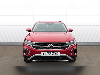 Used Volkswagen T-Roc 2023 for sale - 77775044: Photo