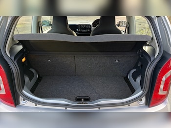 Used Volkswagen up! 2016 for sale - 76580611: Photo