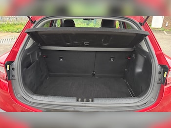 Used Kia Stonic 2019 for sale - 78861817: Photo
