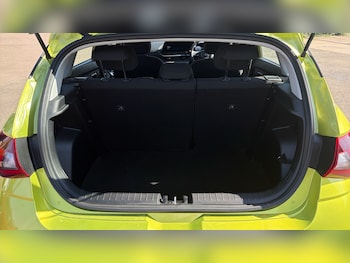 Used Hyundai i20 2025 for sale - 79112066: Photo