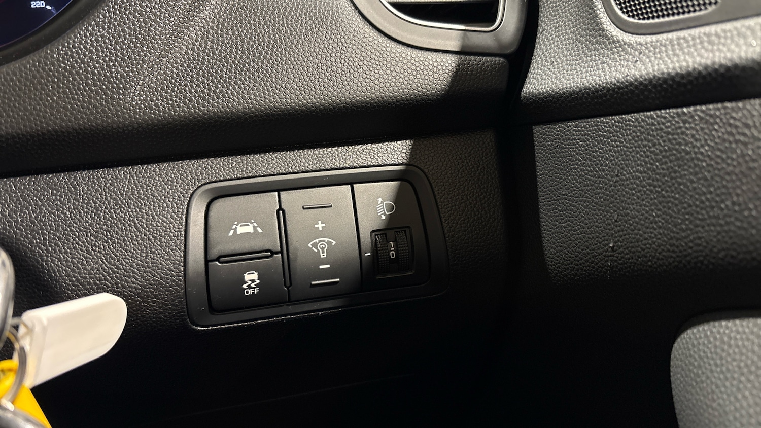 Used Hyundai i20 2018 for sale - 77113272: Photo 25