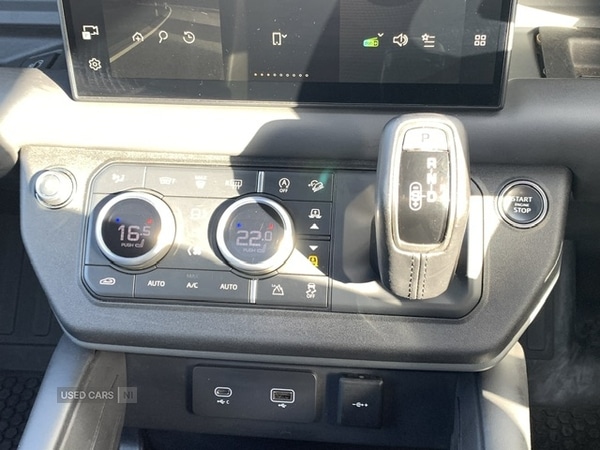 Used Land Rover Defender 2024 for sale - 77724463: Photo 29