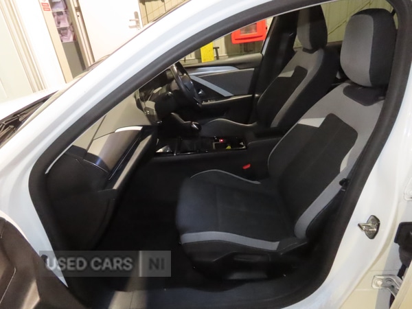 Used Vauxhall Astra 2022 for sale - 77672337: Photo 5