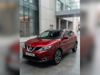 Used Nissan Qashqai 2017 for sale - 77837209: Photo