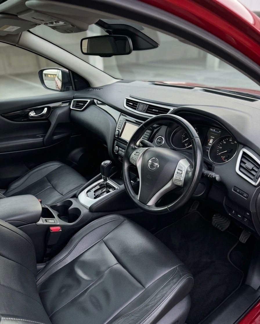 Used Nissan Qashqai 2017 for sale - 77837209: Photo 5