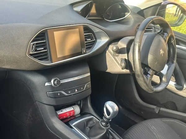 Used Peugeot 308 2017 for sale - 74353344: Photo 2
