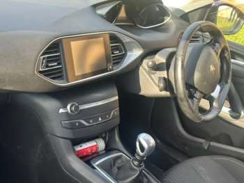 Used Peugeot 308 2017 for sale - 74353344: Photo