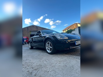 2002 (02) - 1.8 VVTi 2dr