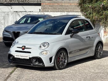 Used Abarth 695 2022 for sale - 79792349: Photo