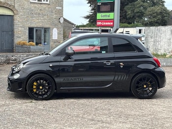 Used Abarth 595 2021 for sale - 75643928: Photo