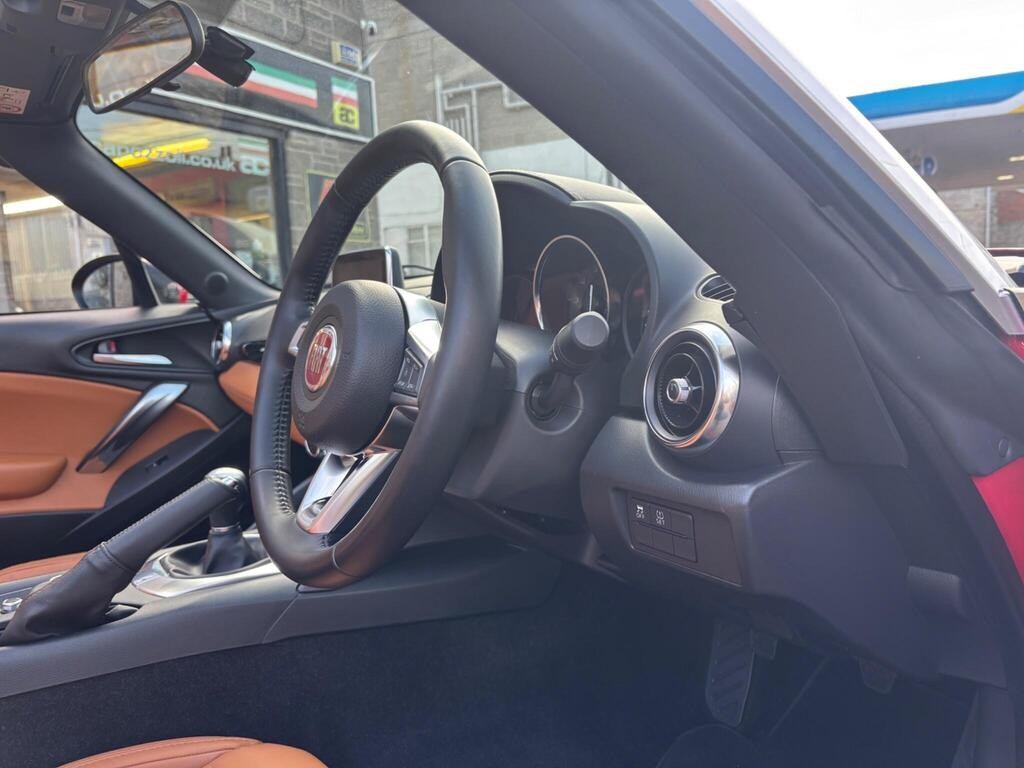 Used Fiat 124 Spider 2017 for sale - 77546179: Photo 43