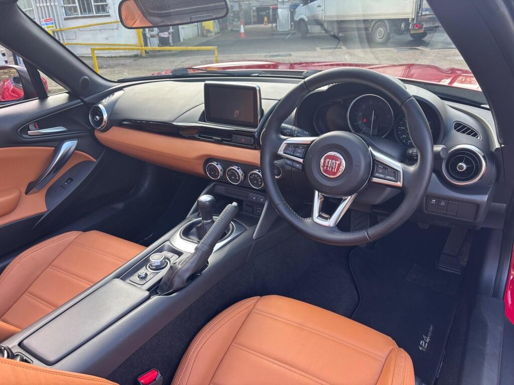 Used Fiat 124 Spider 2017 for sale - 77546179: Photo 45