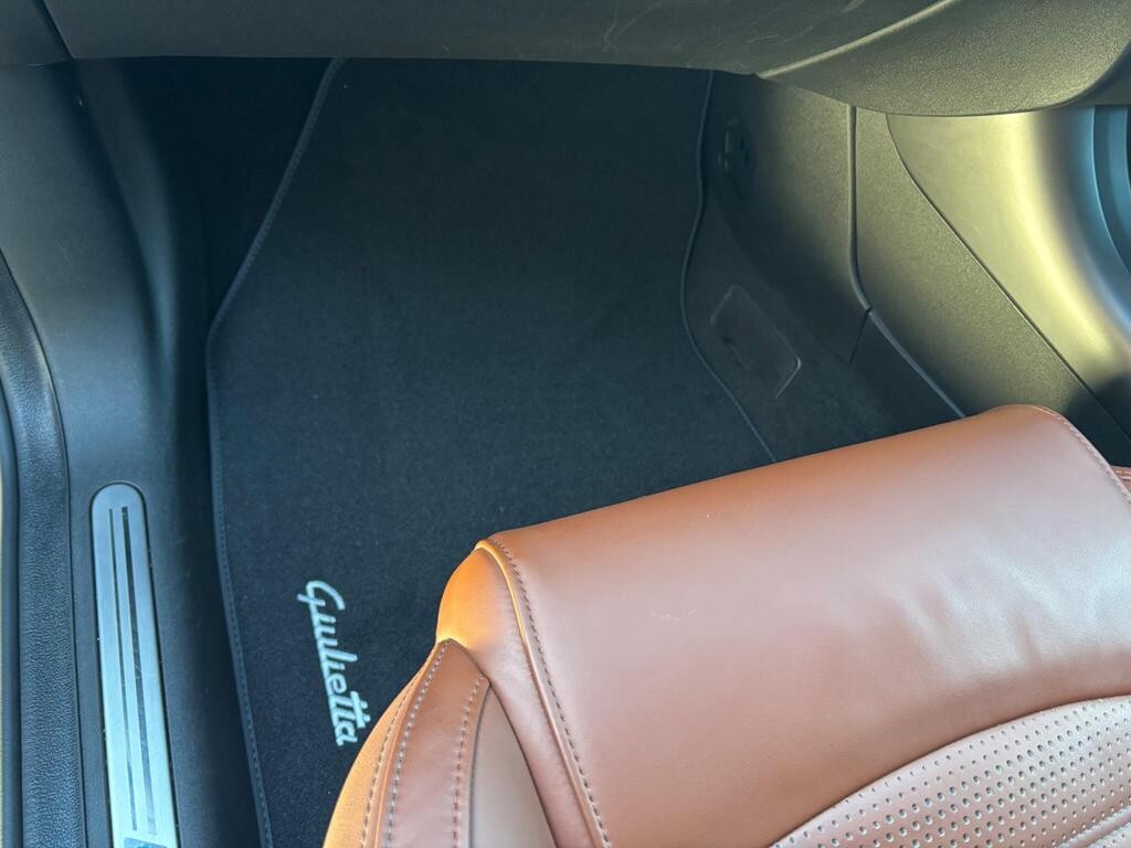 Used Alfa Romeo Giulietta 2014 for sale - 77341095: Photo 77